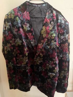 Floral Velvet Sport Coat - Multicolor on Black